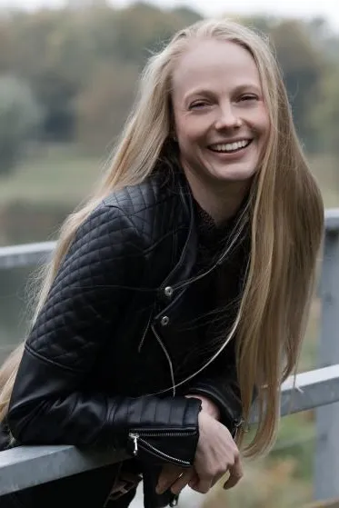 7. Bild von Alena A. aus seiner Sedcard