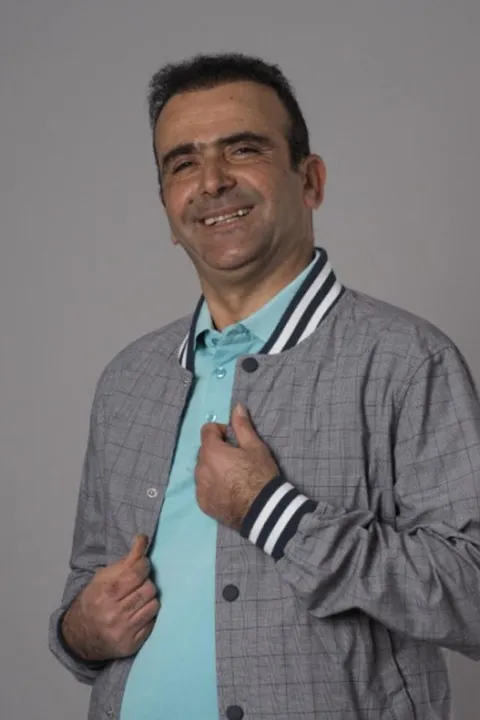 4. Bild von Yahya Y. aus seiner Sedcard