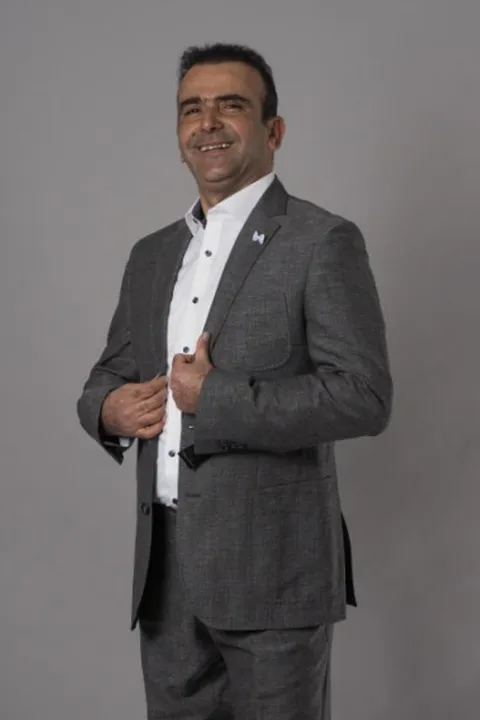 6. Bild von Yahya Y. aus seiner Sedcard