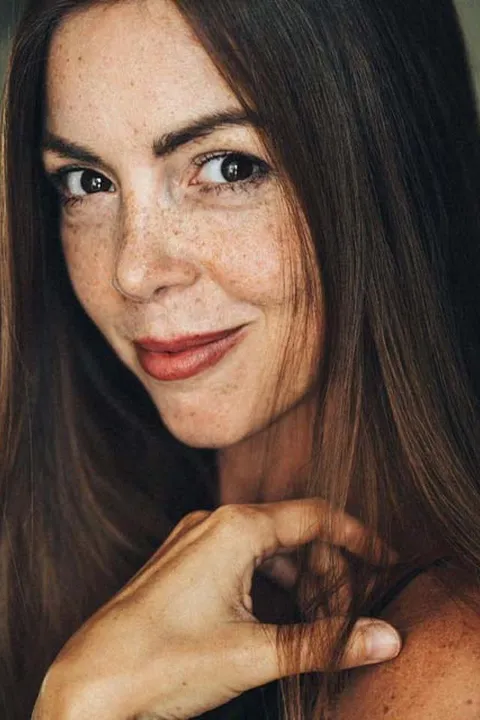 Larissa D. ist ein weibliches Fashion Model mit braunen Augen und hellbraunen Haaren aus Köln