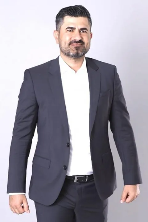 6. Bild von Hussein H. aus seiner Sedcard