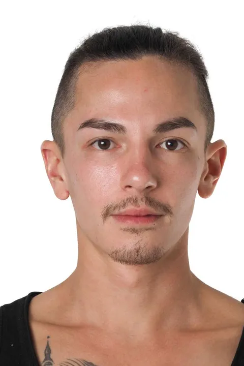 3. Bild von Thao-Nathan T. aus seiner Sedcard