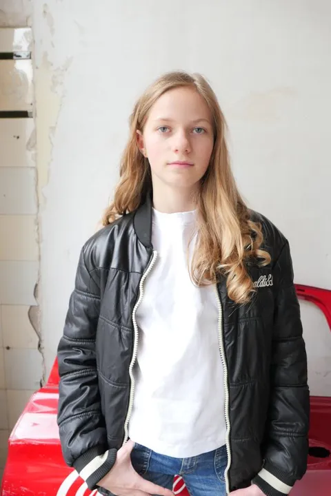 3. Bild von Lucie L. aus seiner Sedcard