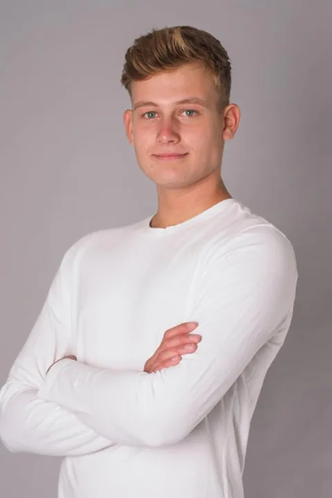 4. Bild von Luis L. aus seiner Sedcard