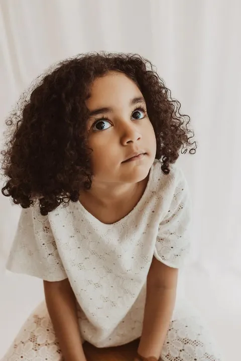 Malia S. ist ein weibliches People Model mit braunen Augen und schwarzen Haaren aus Stuttgart