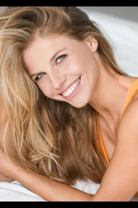 2. Bild von Juliane J. aus seiner Sedcard