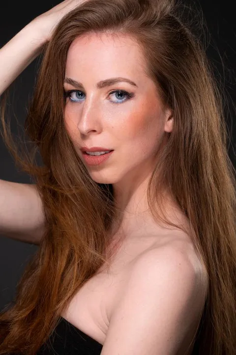 7. Bild von Claudia C. aus seiner Sedcard