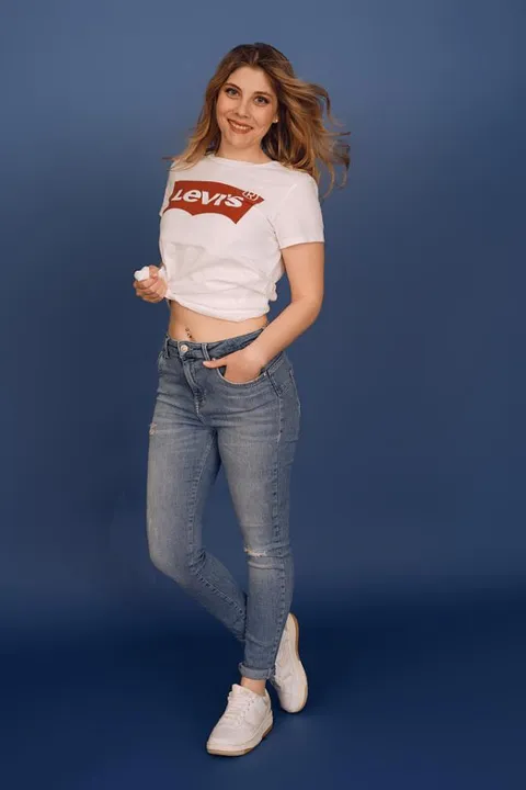 6. Bild von Joey Melina J. aus seiner Sedcard