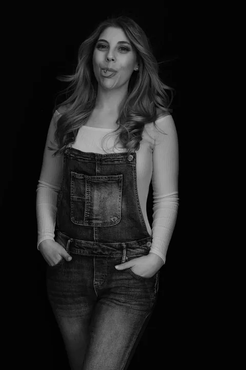 12. Bild von Joey Melina J. aus seiner Sedcard