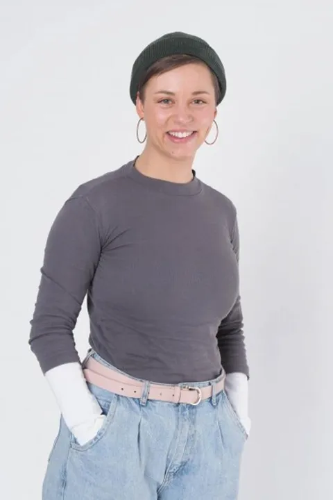 3. Bild von Leonie L. aus seiner Sedcard
