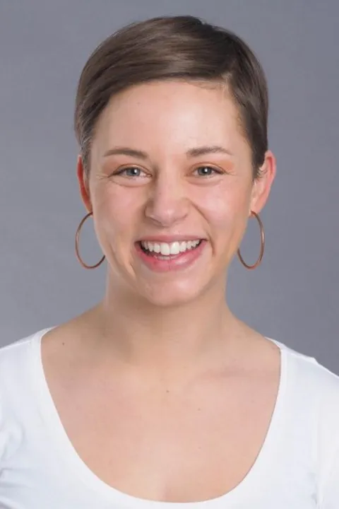 Leonie H. ist ein weibliches People Model mit grünen Augen und hellbraunen Haaren aus Stuttgart