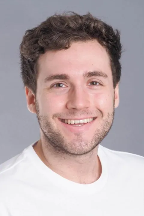 Niklas G. ist ein männliches People Model mit braunen Augen und braunen Haaren aus Stuttgart