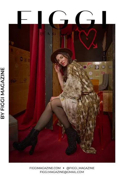 19. Bild von Polixeni (Polly) P. aus seiner Sedcard