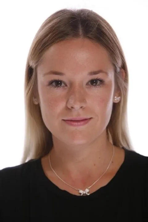 Maike D. ist ein weibliches People Model mit braunen Augen und dunkelblonden Haaren aus Stuttgart