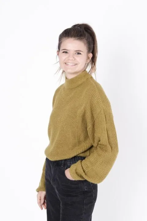 8. Bild von Lola Paulina L. aus seiner Sedcard