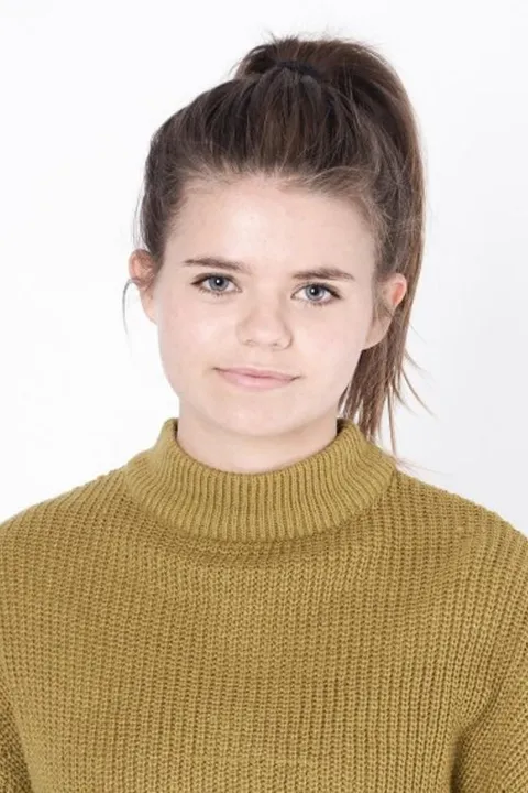 3. Bild von Lola Paulina L. aus seiner Sedcard