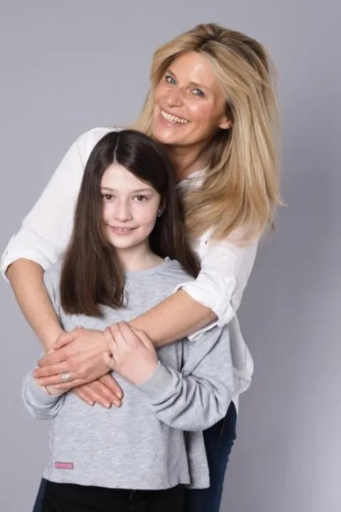 5. Bild von Isabella I. aus seiner Sedcard