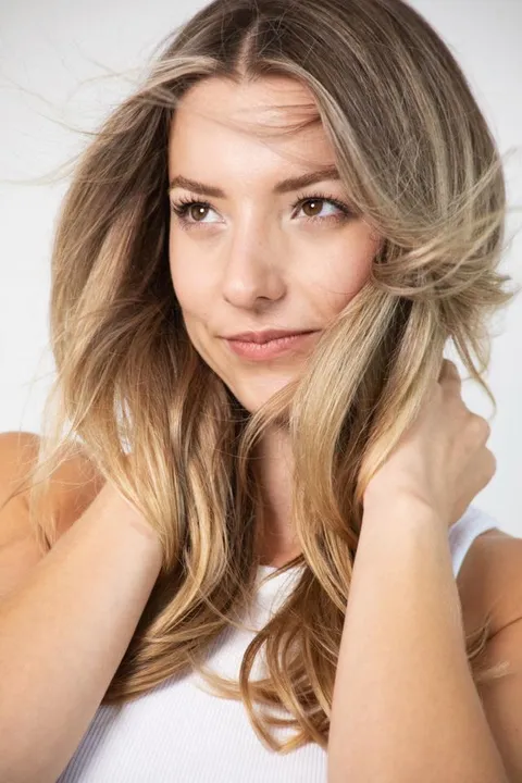 2. Bild von Carolin Luisa C. aus seiner Sedcard