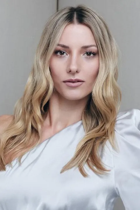 3. Bild von Carolin Luisa C. aus seiner Sedcard