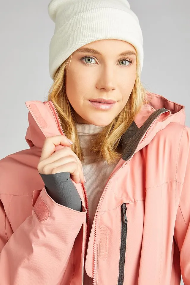 Weibliches Model aus unserer Fashion Kategorie