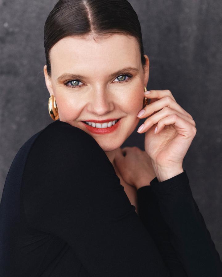 6. Bild von Anne A. aus seiner Sedcard