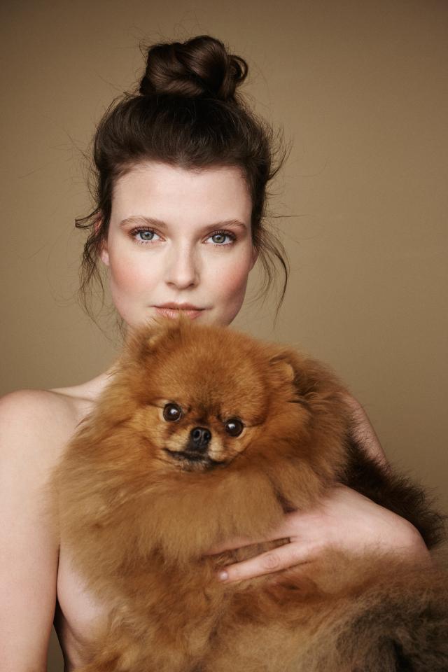 8. Bild von Anne A. aus seiner Sedcard