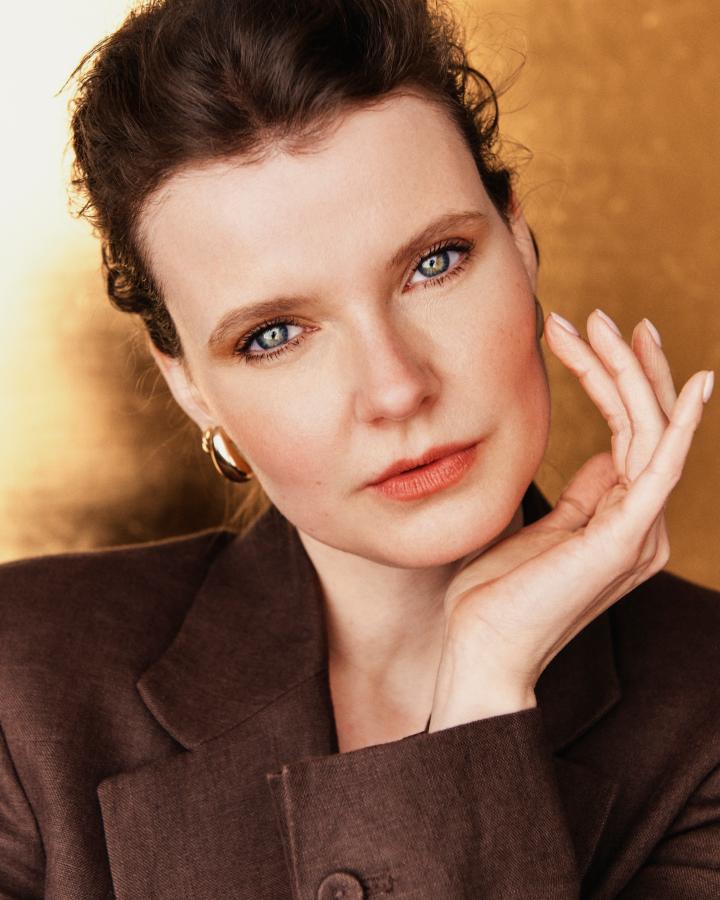 Weibliches Model aus unserer Commercials Kategorie