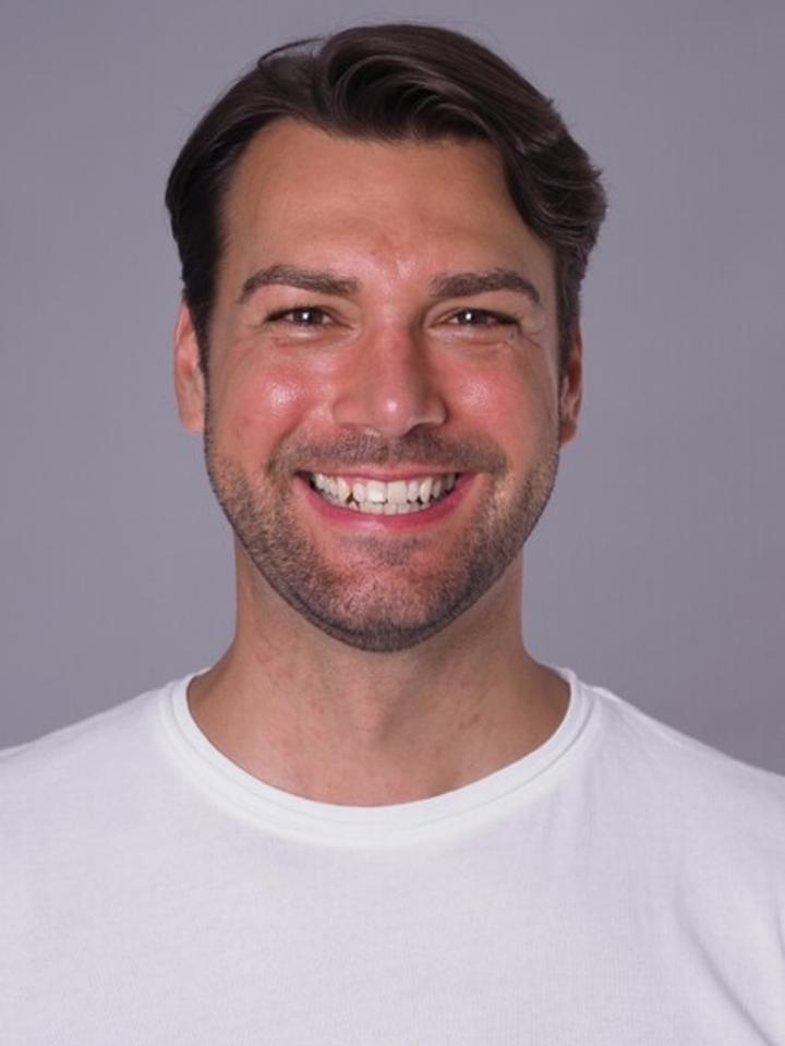 Norbert H. ist ein männliches Beauty Model mit braunen Augen und braunen Haaren aus Tübingen