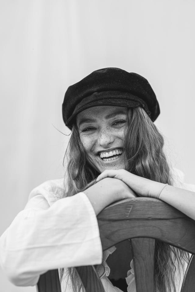 10. Bild von Lea L. aus seiner Sedcard