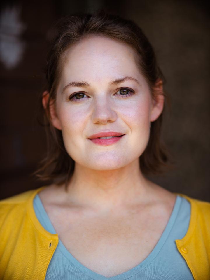 Sabine K. ist ein weibliches Actors Model mit grün-braunen Augen und dunkelblonden Haaren aus Stuttgart