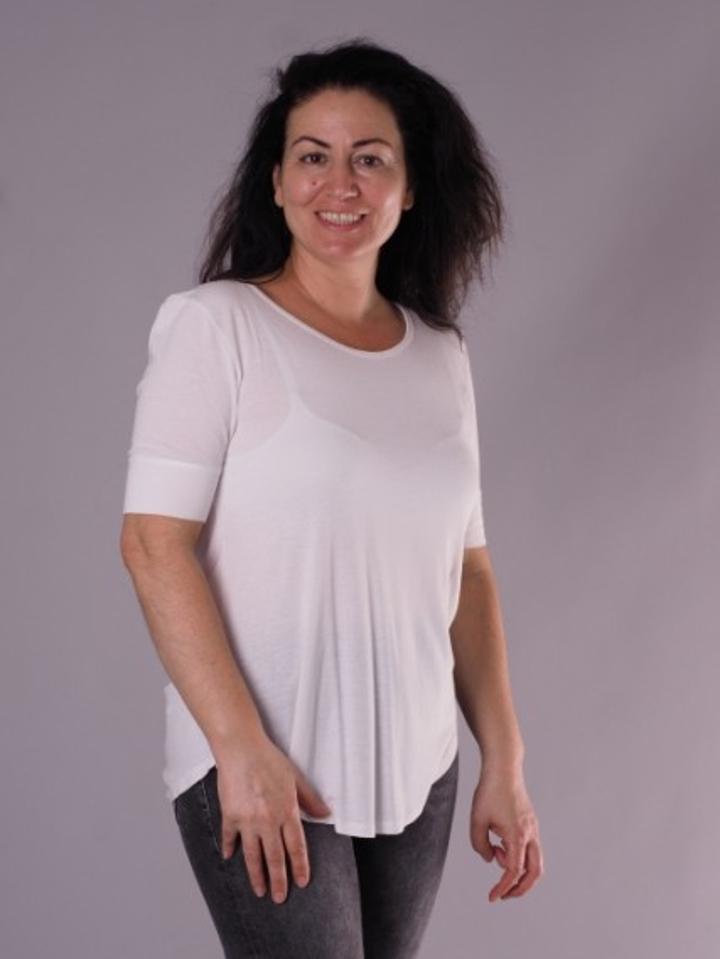 5. Bild von Özlem Ö. aus seiner Sedcard