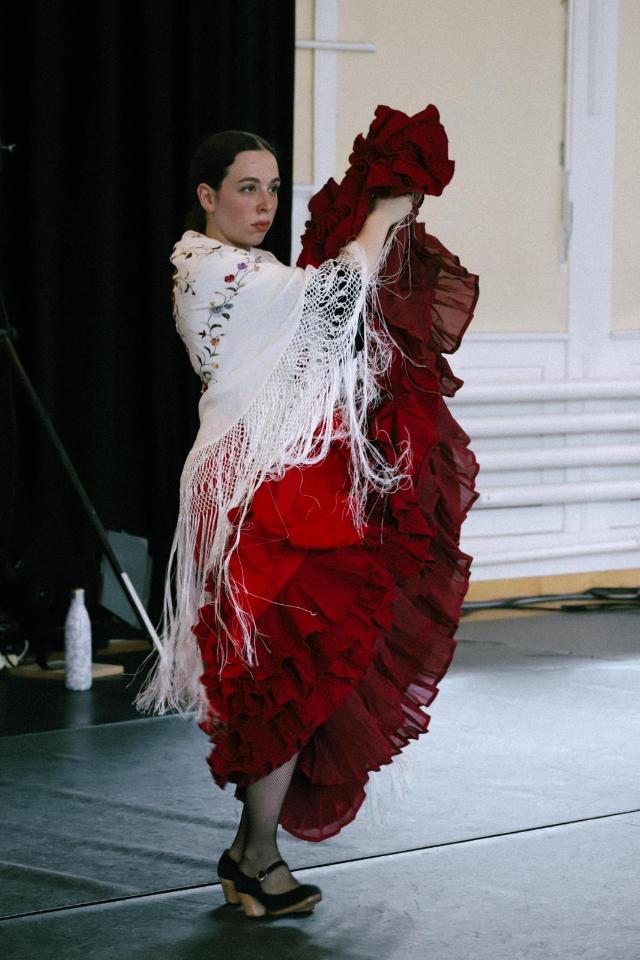 3. Bild von Amaya A. aus seiner Sedcard