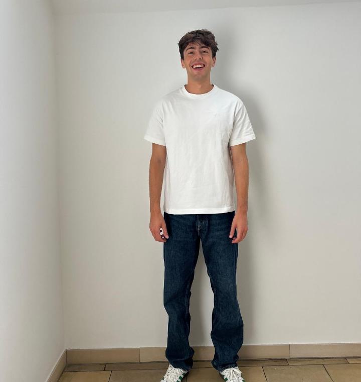 9. Bild von Jonathan J. aus seiner Sedcard