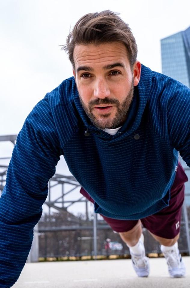 7. Bild von Denis D. aus seiner Sedcard