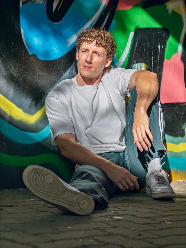 9. Bild von Dustin D. aus seiner Sedcard