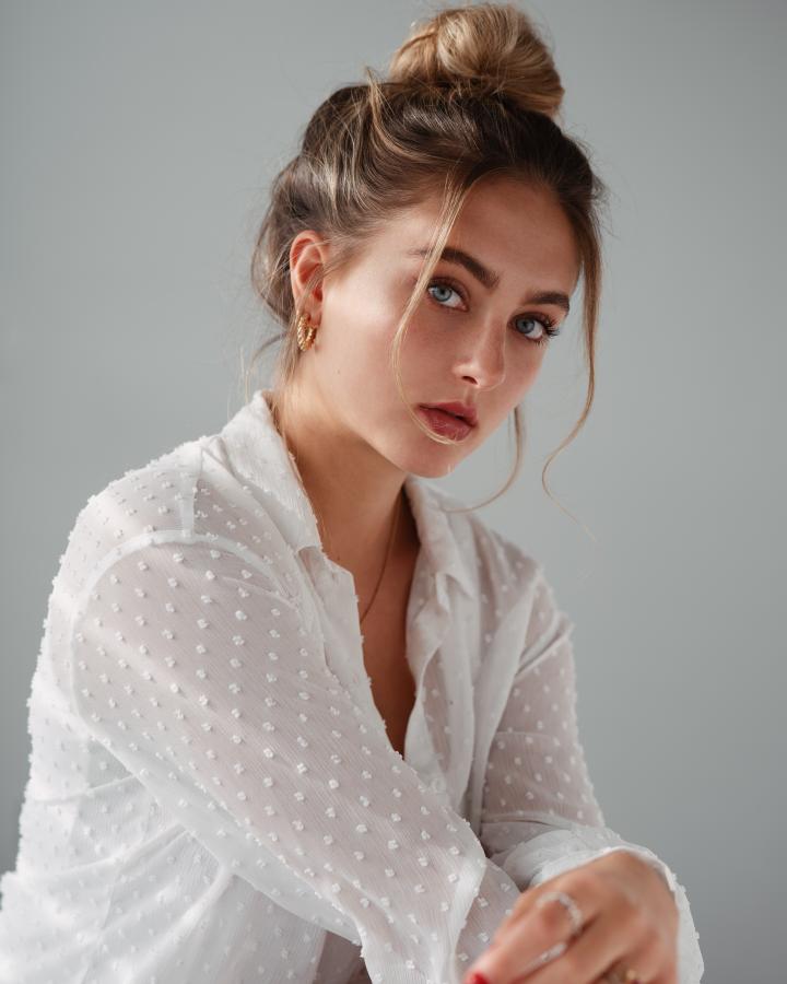 5. Bild von Helen H. aus seiner Sedcard