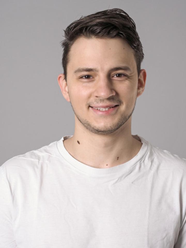 2. Bild von Yevgeniy Y. aus seiner Sedcard