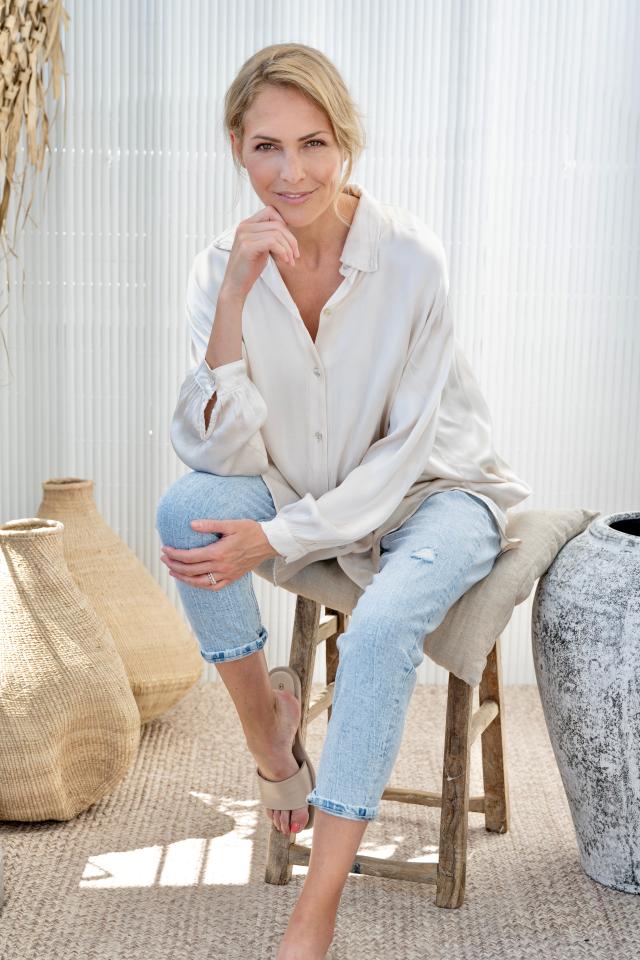 7. Bild von Isabelle I. aus seiner Sedcard