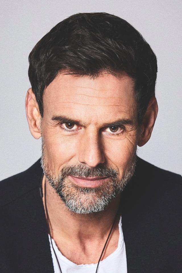 Matthias F. ist ein männliches Commercials Model mit braunen Augen und braunen Haaren aus München