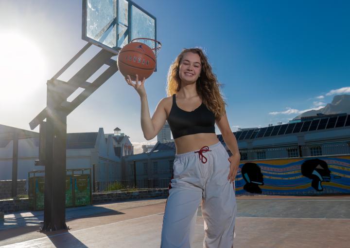 16. Bild von Lucia L. aus seiner Sedcard