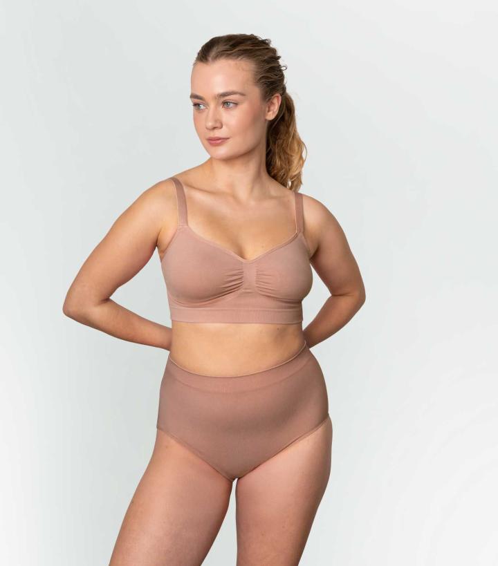 13. Bild von Lucia L. aus seiner Sedcard