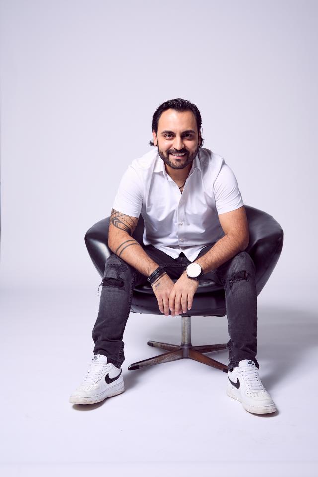 4. Bild von Suleman S. aus seiner Sedcard