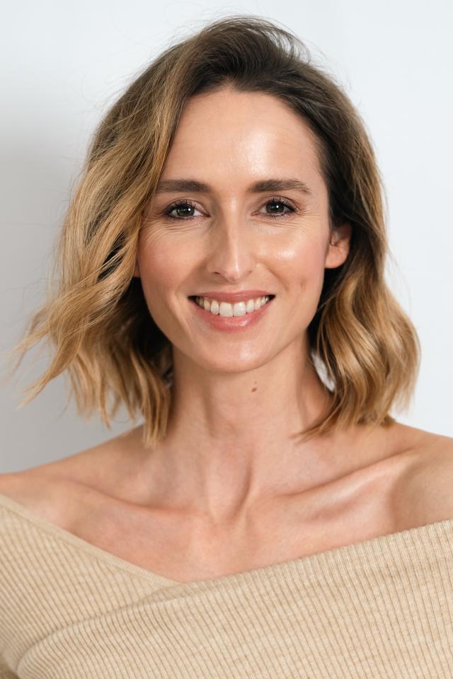 Weibliches Model aus unserer Mainboard Kategorie