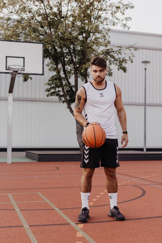 7. Bild von Flo F. aus seiner Sedcard