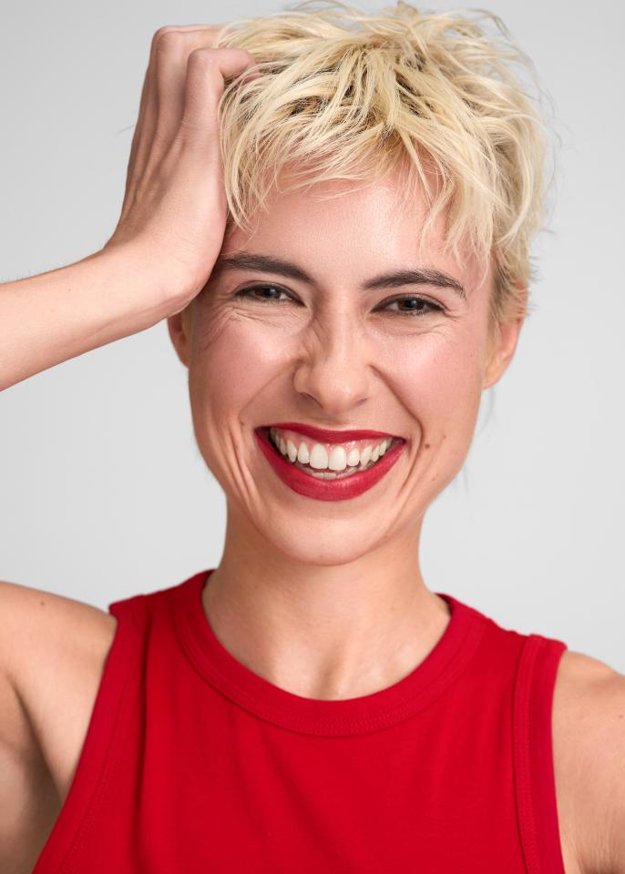 Elisa L. ist ein weibliches Models Model mit braunen Augen und blonden Haaren aus Berlin