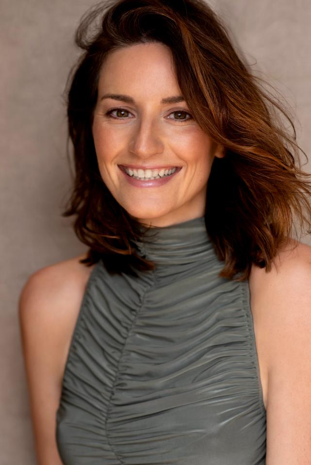 Carolin S. ist ein weibliches Sport Model mit grün-braunen Augen und braunen Haaren aus Stuttgart