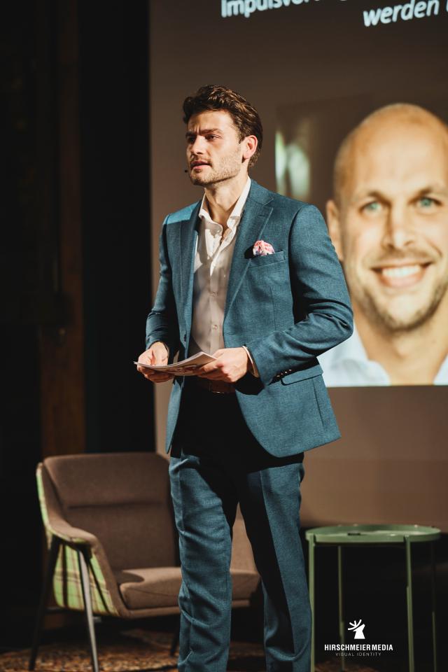 18. Bild von Leon L. aus seiner Sedcard