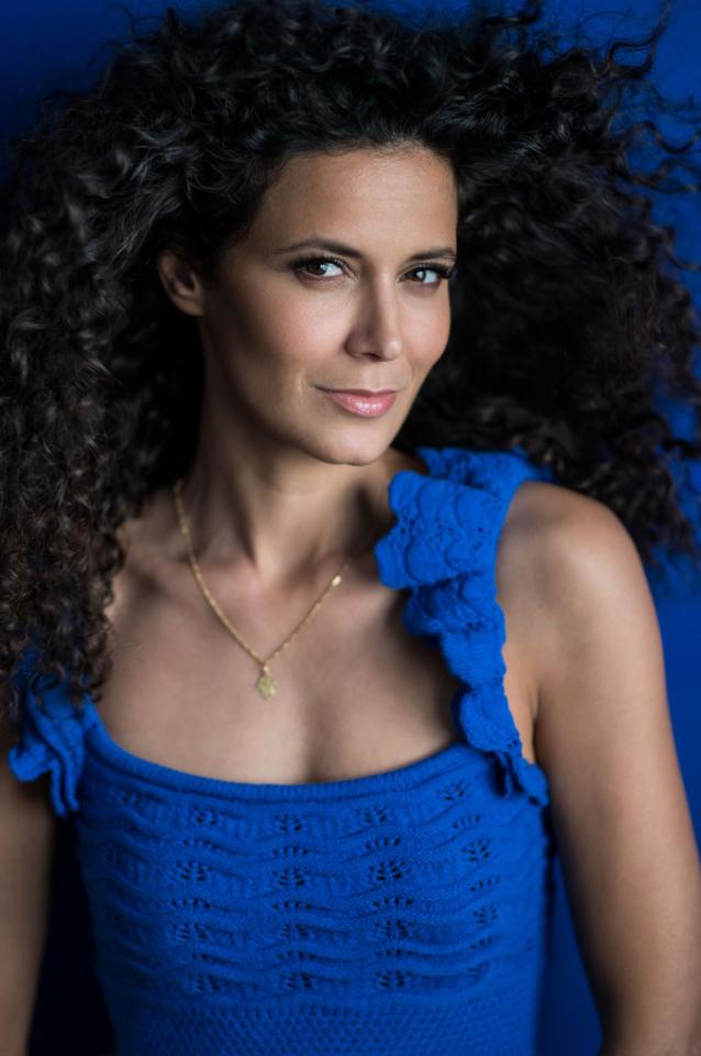 Khaoula S. ist ein weibliches People of Color Model mit braunen Augen und braunen Haaren aus Stuttgart