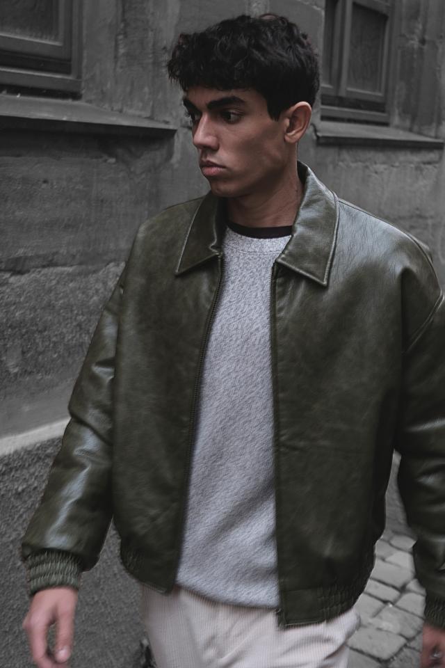 10. Bild von Narayan N. aus seiner Sedcard