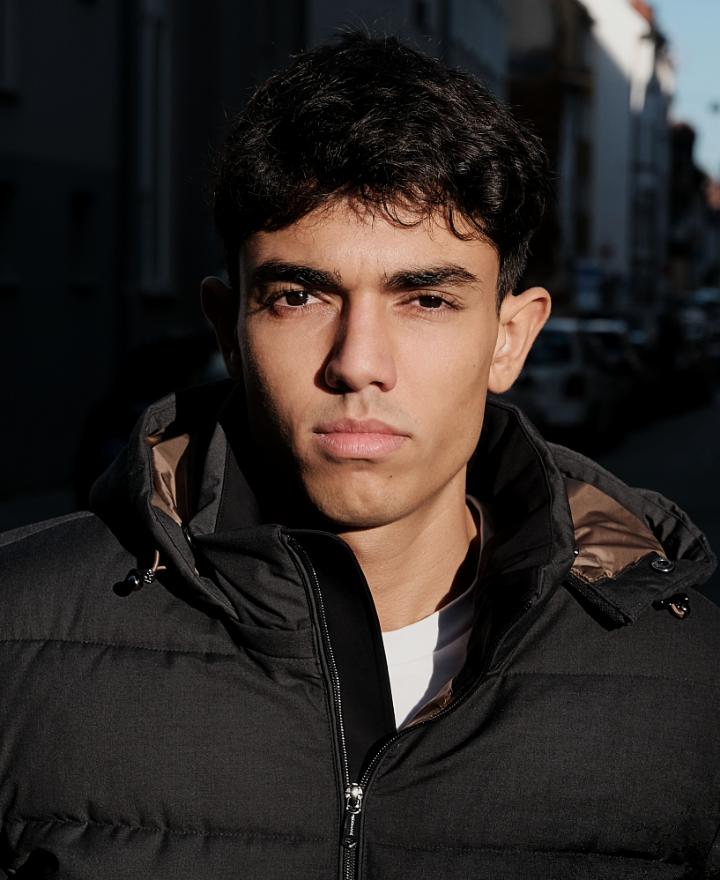 15. Bild von Narayan N. aus seiner Sedcard